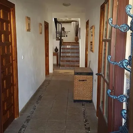 Casa Turistica La Alpujarrena